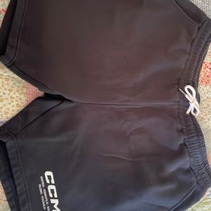 Mens CCM brand sweat shorts EUC